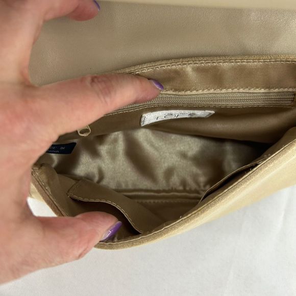 Ann Taylor Loft Cream Leather Mini Crossbody Bag Silver Chain Zip Closure - Picture 5 of 12